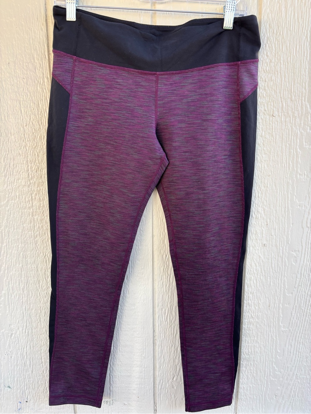 Kirkland Women’s Purple and Black Athletic Leggings Size L